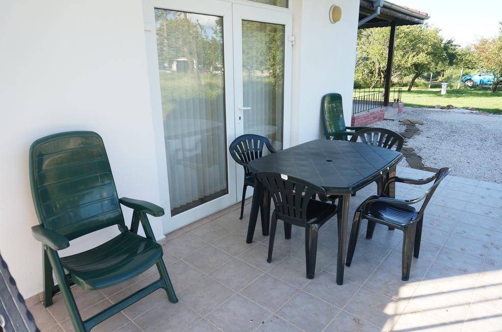 Вила Бела - Villa Bella - Near Kranevo And Albena Генерал-Кантарджиево Екстериор снимка